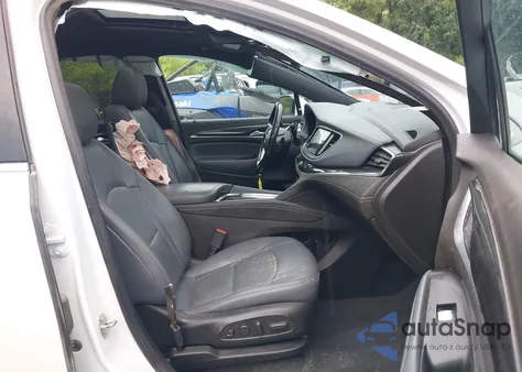 2022 Buick Enclave Awd Premium from USA, damaged, VIN 5GAEVBKW8NJ172798